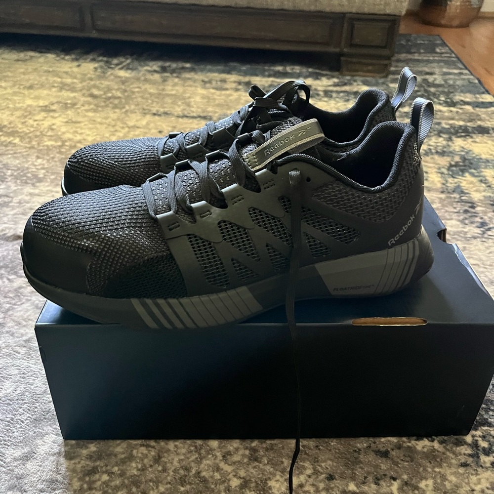 Reebok Men's Composite Toe Work Shoes - image 5